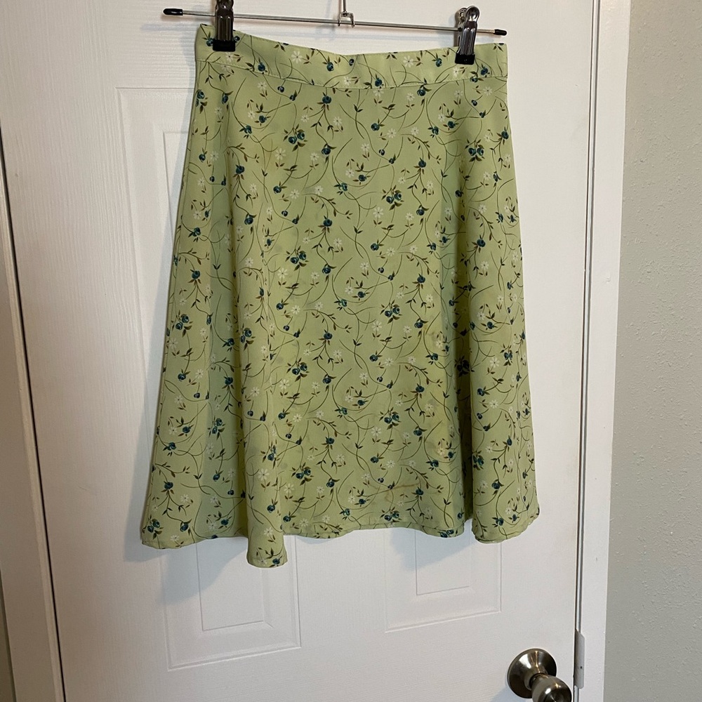 Vintage 90s green floral skirt